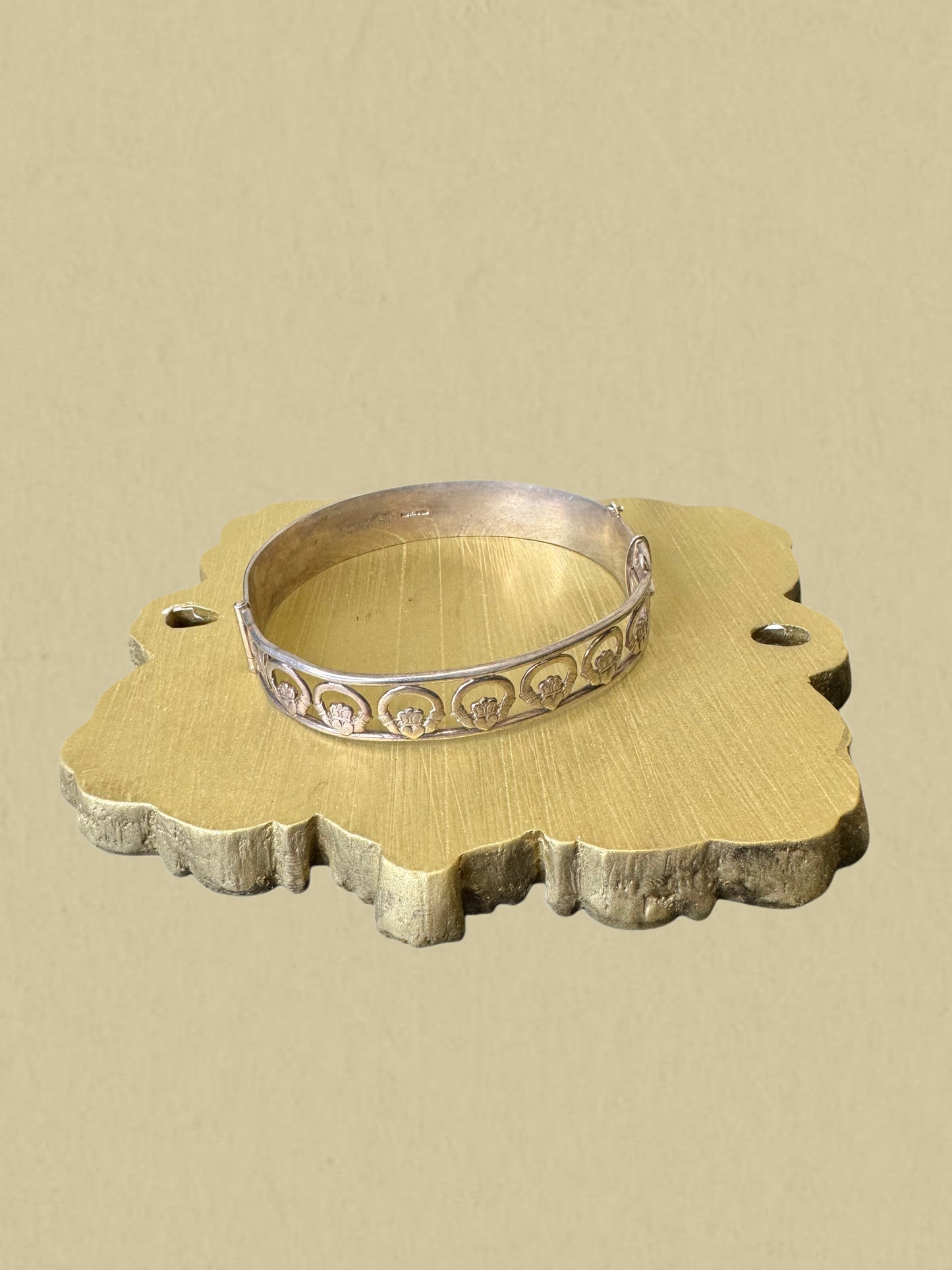 Armreif aus Silber - Ornamentmuster