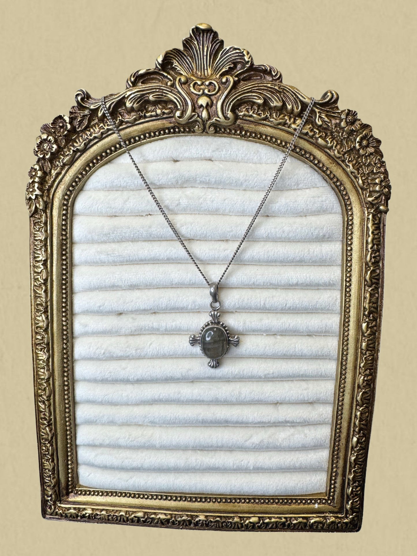 Vintage Silberkette mit Kreuzanhänger