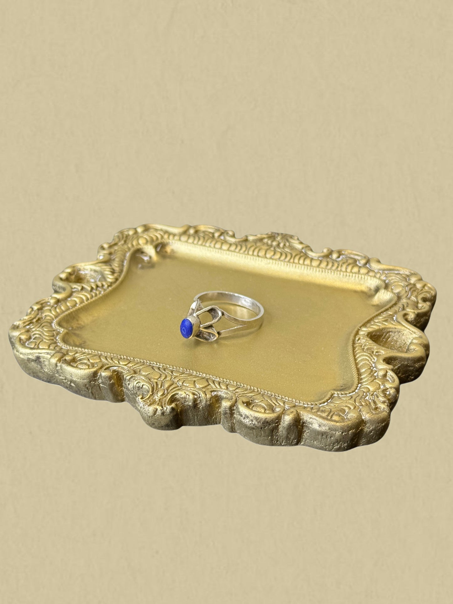 Vintage Silberring mit blauem Stein – Handgearbeitetes Design