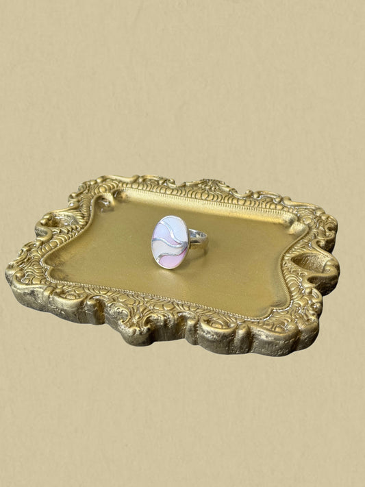 Vintage Silberring mit schimmerndem Perlmutt-Design