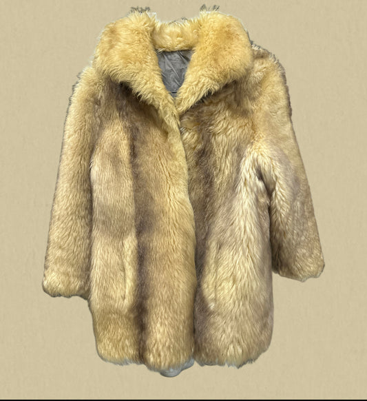 Elegante Vintage-Felljacke in Naturtönen